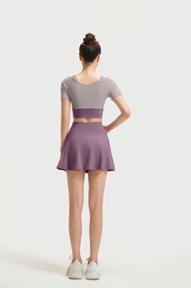 FlowFlex YOUTH Skort, combining Flexibility and Elegance.