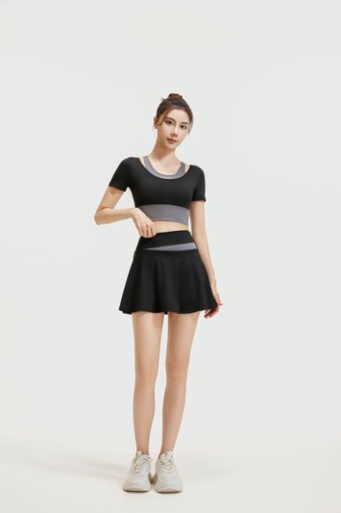 FlowFlex YOUTH Skort, combining Flexibility and Elegance.